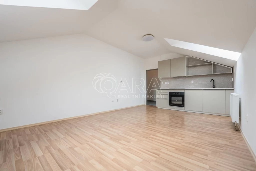 Prodej bytu 1+KK - 30,77m2 - Písek - Hostivítova